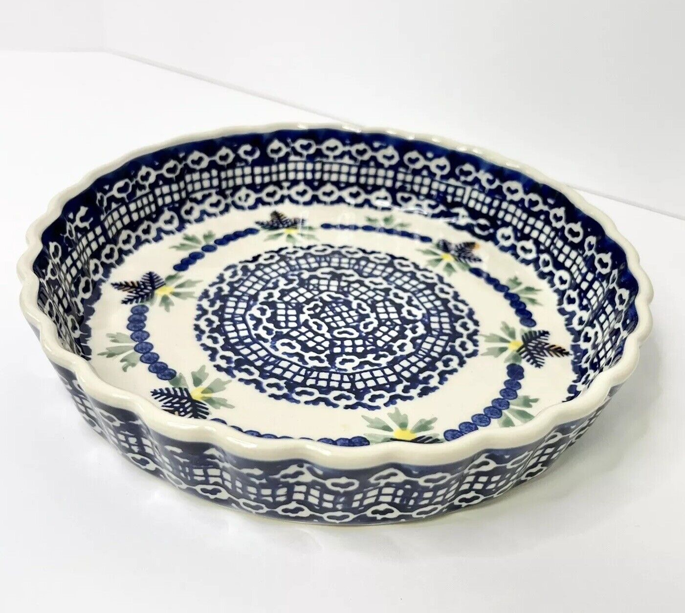 Polish Pottery BOLESLAWIEC Pie / Quiche Plate Dish Blue White Dot Floral 9.25”D