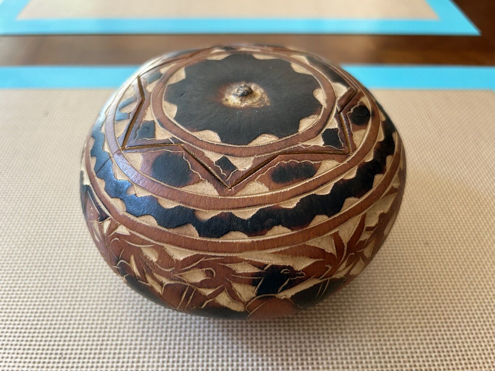 Vintage Signed Peruvian Folk Art Hand Carved Gourd w/Lid Trinket Box Handmade