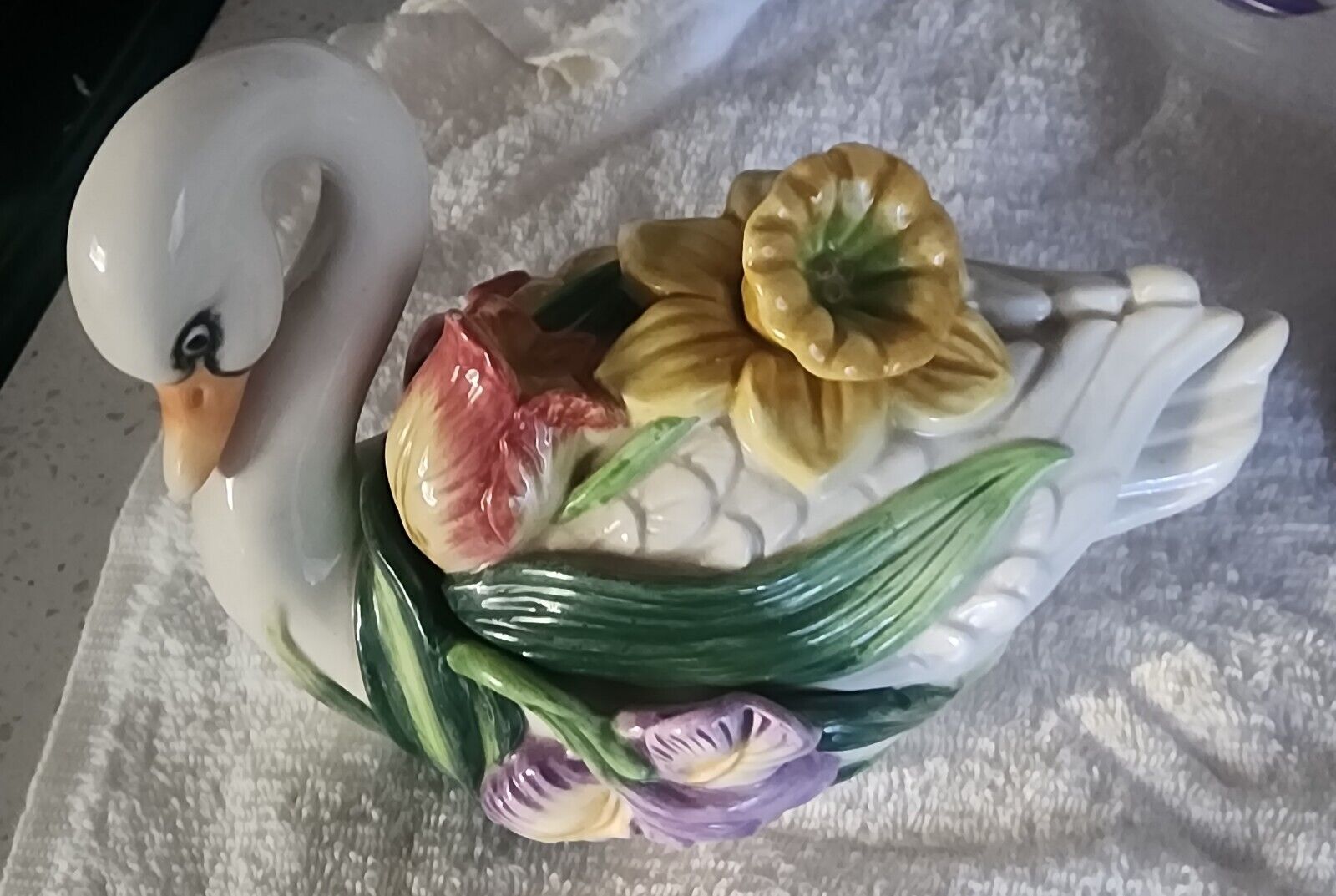 Fitz And Floyd Swan Floral Lidded Trinket Dish Box w/ Egg Baby Hatchling Inside