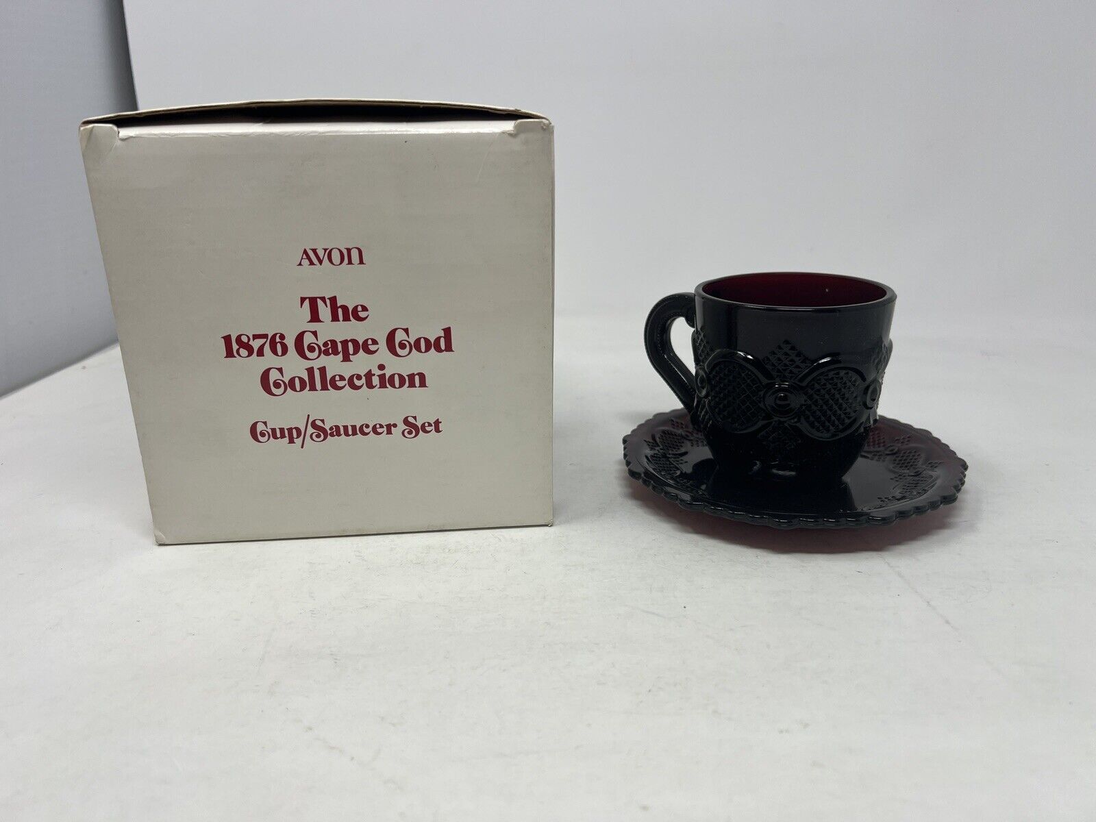 Avon The 1876 Cape Cod Collection Cup/Saucer Set with Box #2