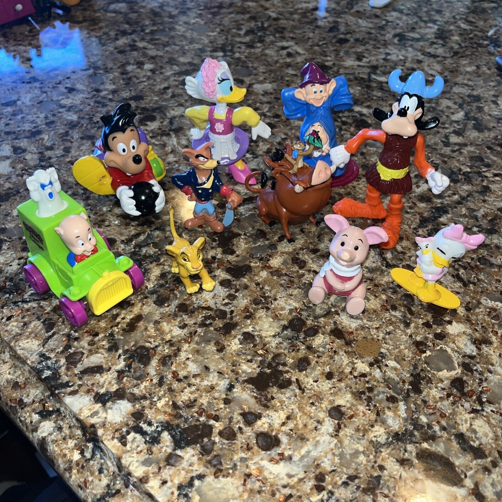 Vintage Disney figurine Lot