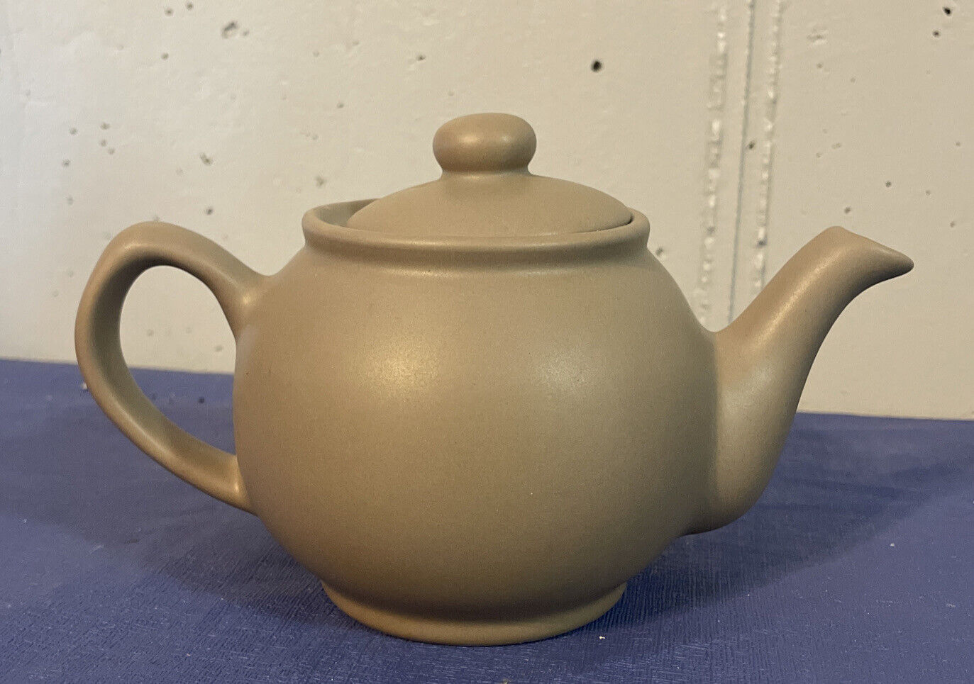Price & Kensington Teapot~Tan-Brown~4\