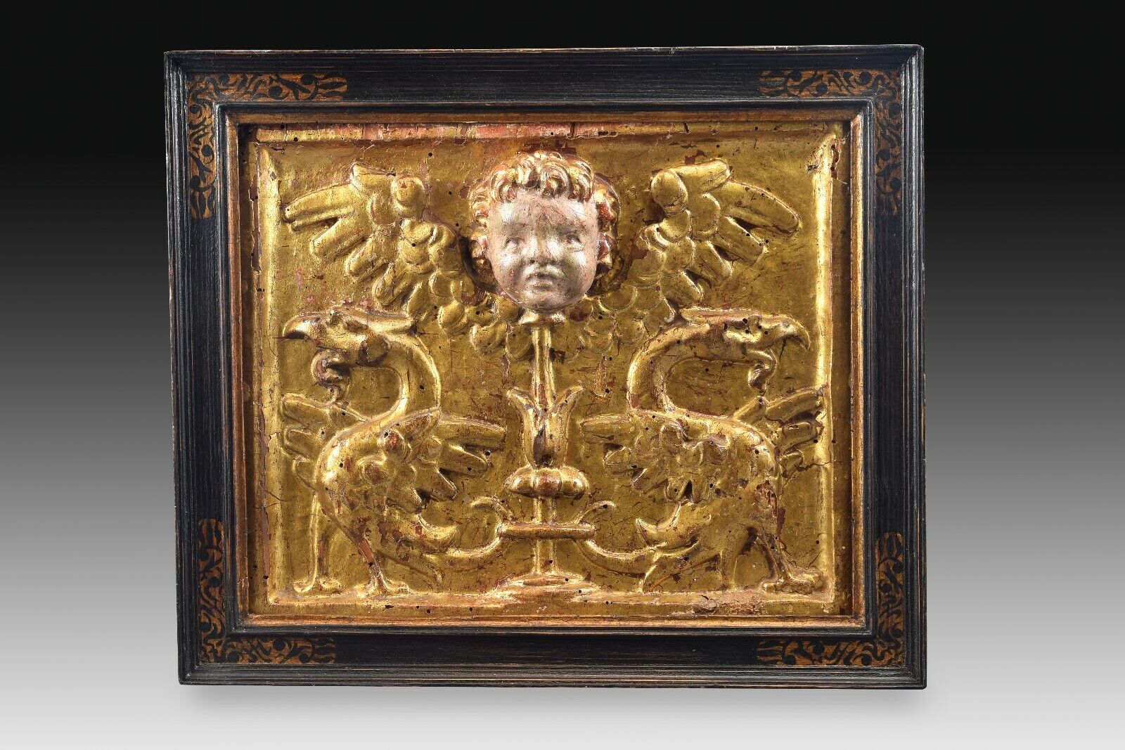 Relief, grotesque or candelieri. Wood. 16th century.