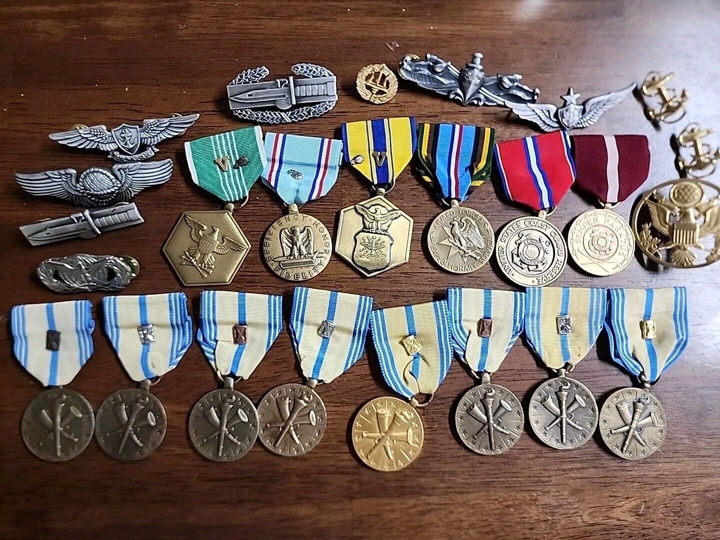 14-Medals + 10 Badges DEALER SALE WHOLE SALE PRICING $89.99-SEE STORE HUGE DEALS