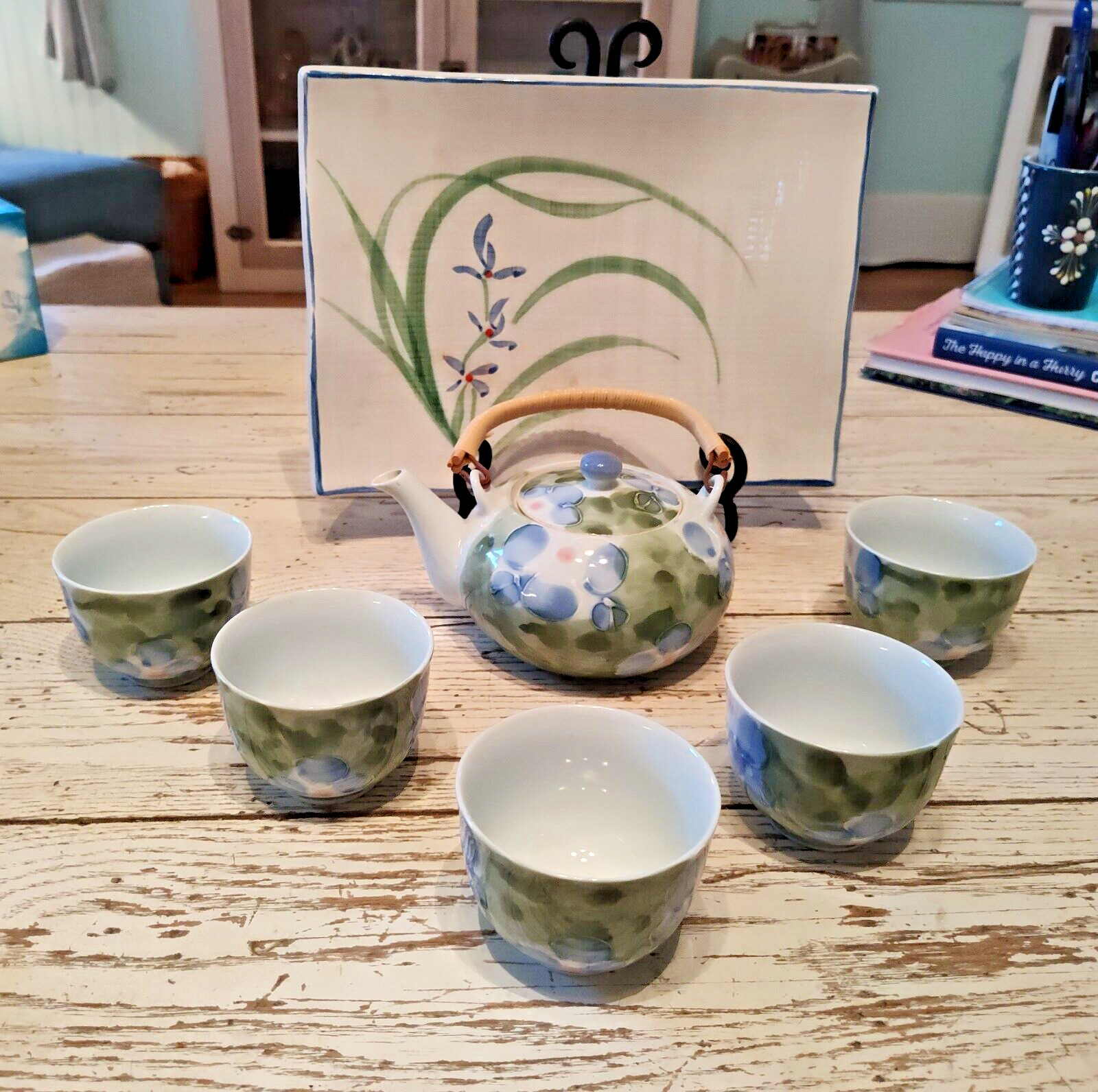 Japanese Tea Set, 25oz Ceramic Tea Sets with Teapot and Cup Set for 4, .