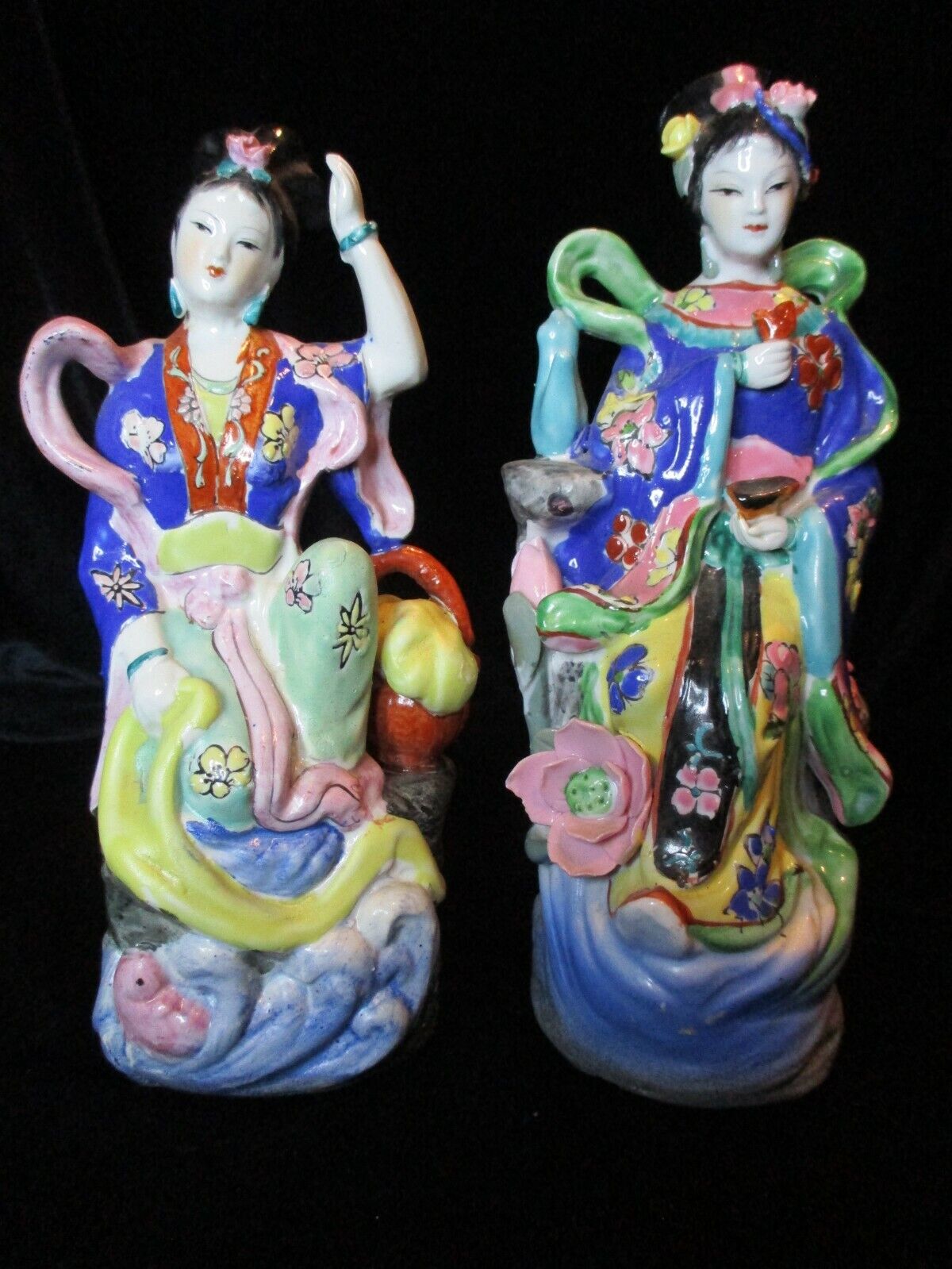 VINTAGE RARE PAIR CHINESE WOMEN RAISED FLOWERS IN HAIR & DRESS MANY DETAILS