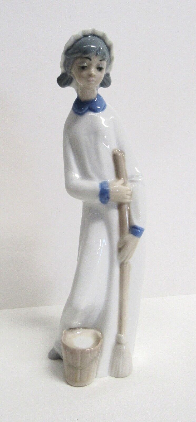 Casades Porcelain Young Girl with Mop and Bucket - Spain - Near MINT, EUC
