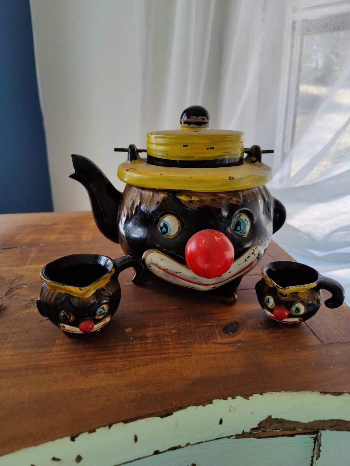 Vintage Thames 1940's Redware Clown Teapot and 2 Measuring Cups