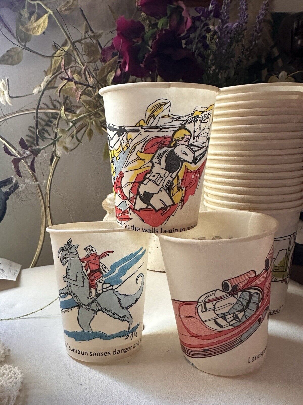 Lot Of 100 VINTAGE RARE STAR WARS DIXIE PAPER CUPS 1980's 6 Different Designs