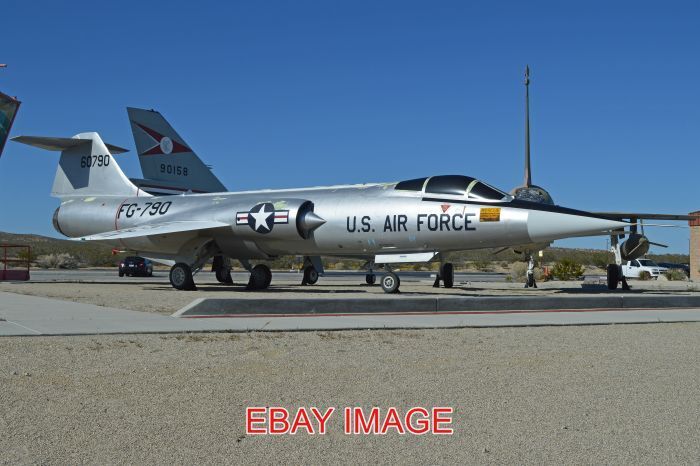 PHOTO  AEROPLANE LOCKHEED NF-104A STARFIGHTER '60790 / FG-790' C/N 183-1078. US