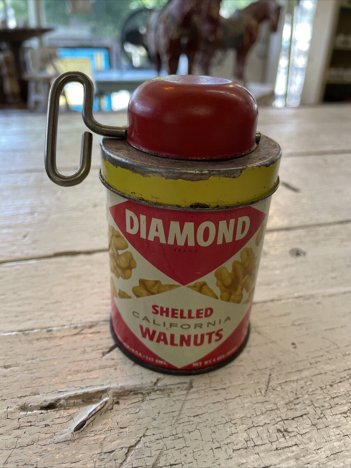 Vintage Diamond Shelled California Walnuts Key Tin With Lid Empty
