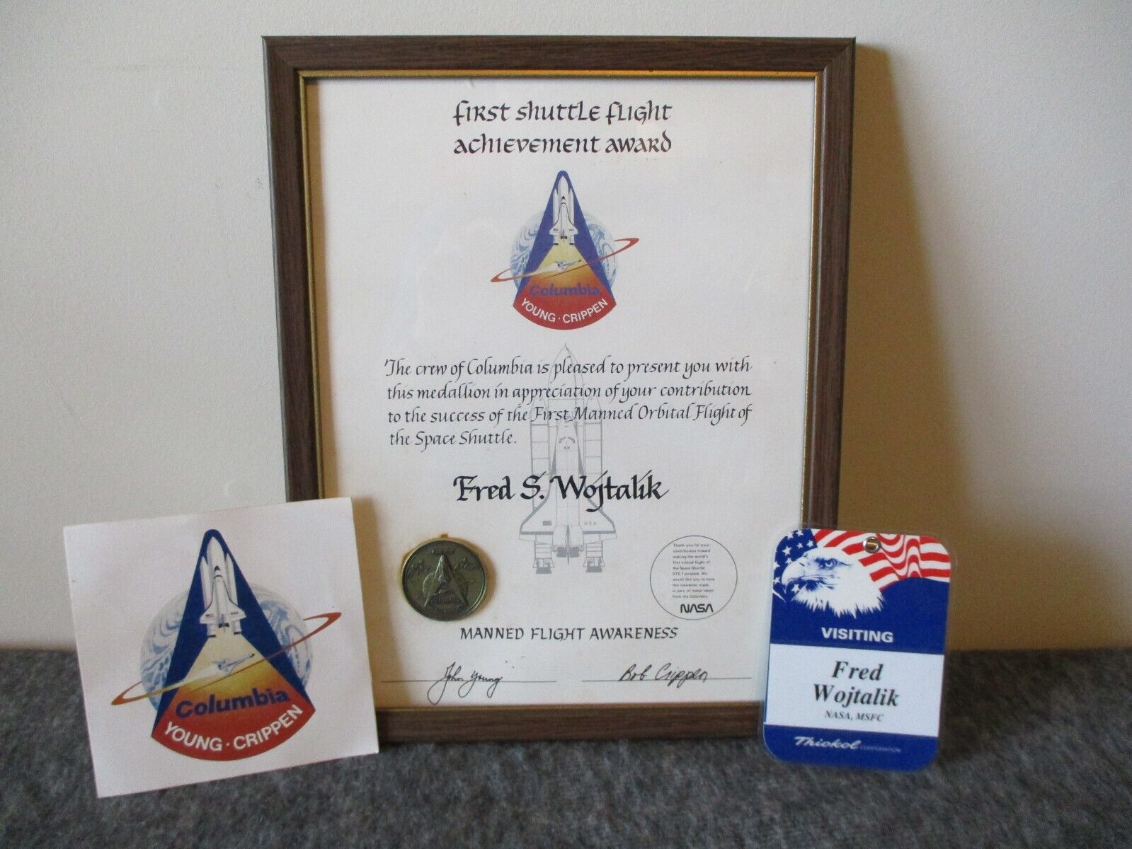 '81 NASA MSFC THIOKOL 1st SHUTTLE FLIGHT STS-1 CERT FLOWN METAL COIN+DECAL+BADGE