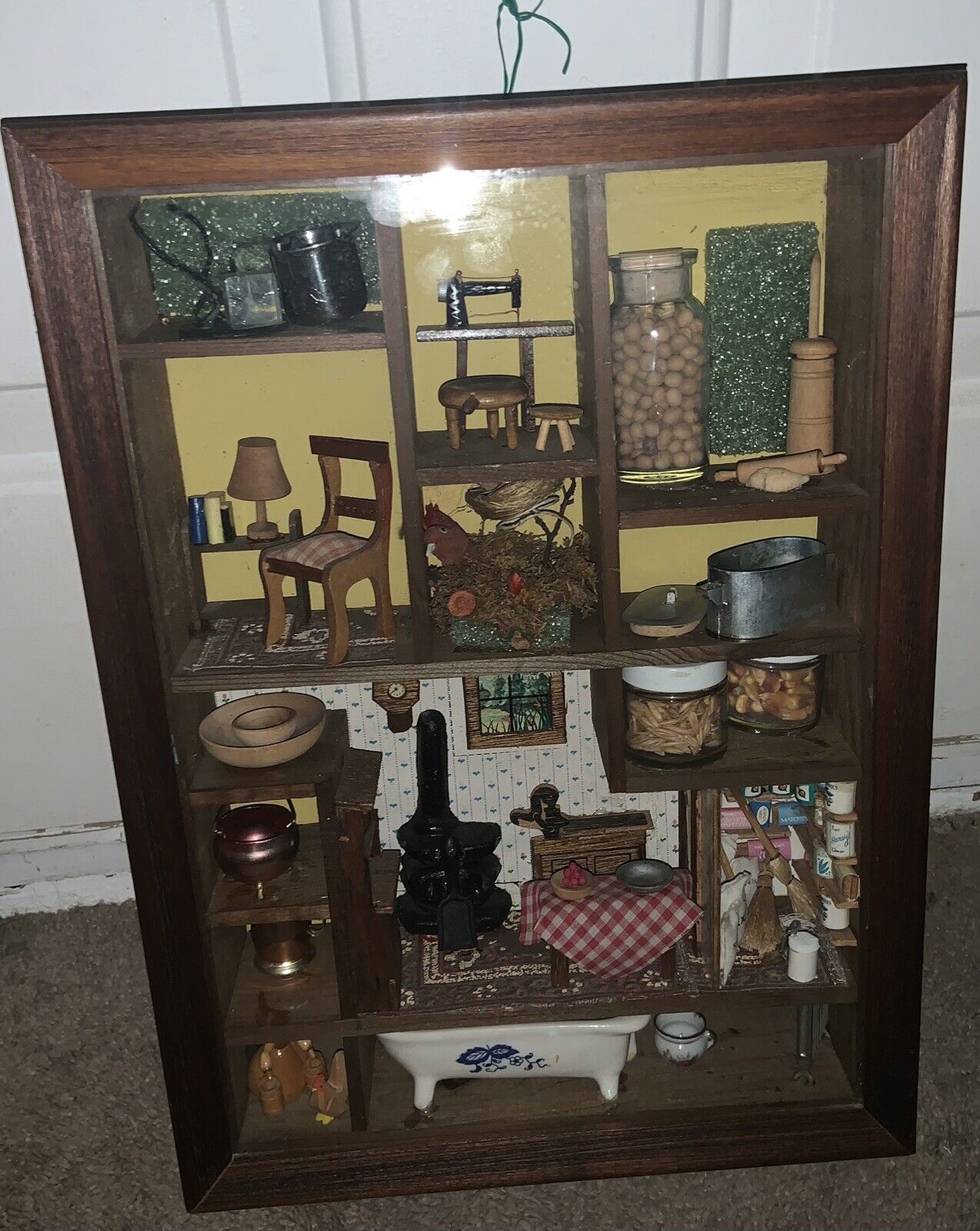 VINTAGE WOODEN SHADOW BOX LOADED DECOR DISPLAY WALL HANGING 16 3/4\