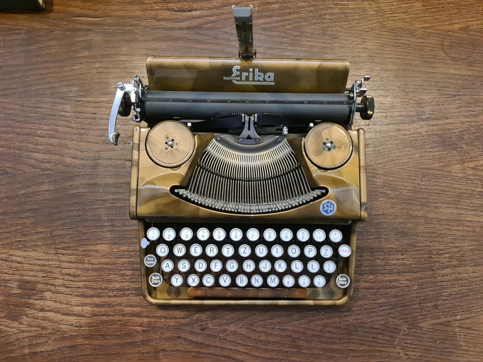 RARE Erika 5 GOLD Vintage Manual Typewriter, Professionally Serviced