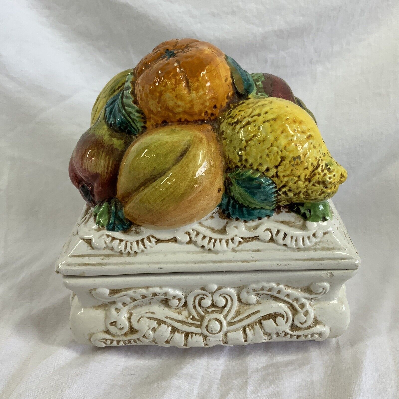 Vintage Italy Majolica Ceramic Fruit Top Box Canister Hand Painted Signed Italy