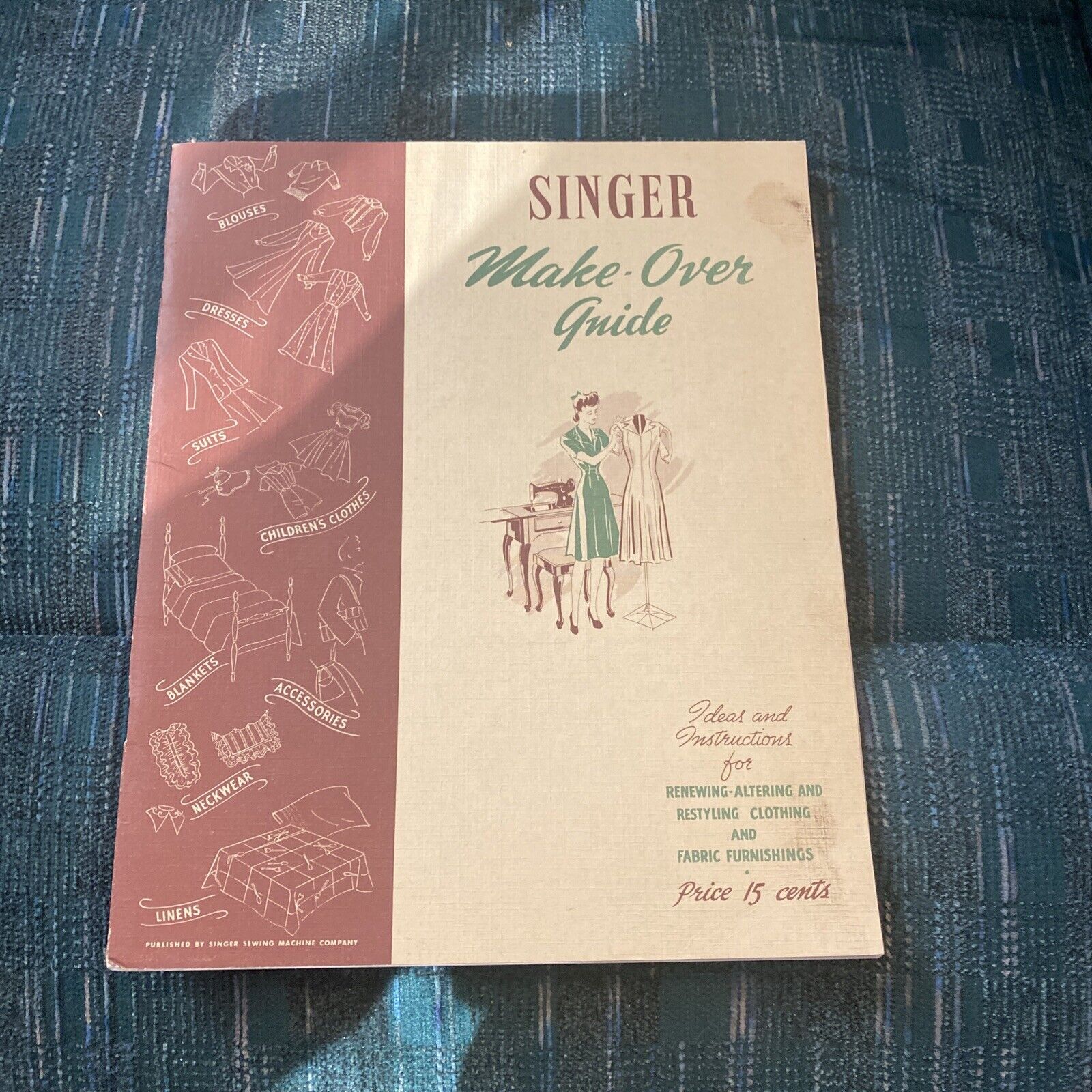 Vintage 1942 Singer Sewing Machine Co. Make-Over Guide Altering Renewing