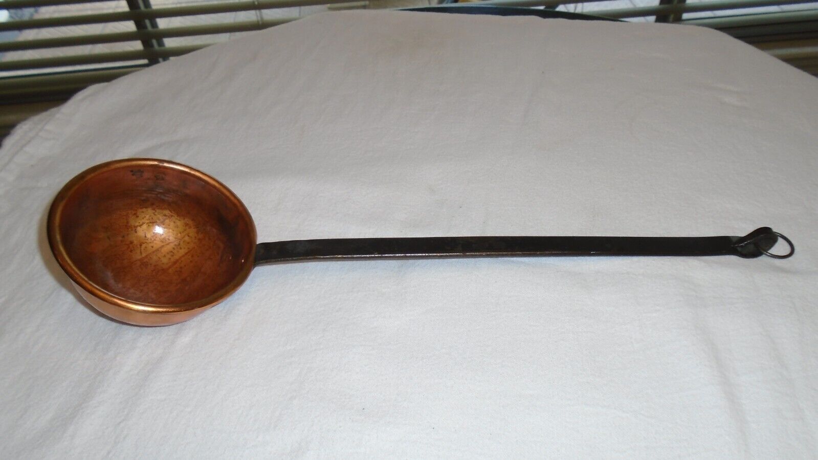 Copper Pot w long Handled Fireplace Fire Stove Iron Handle French? 20\