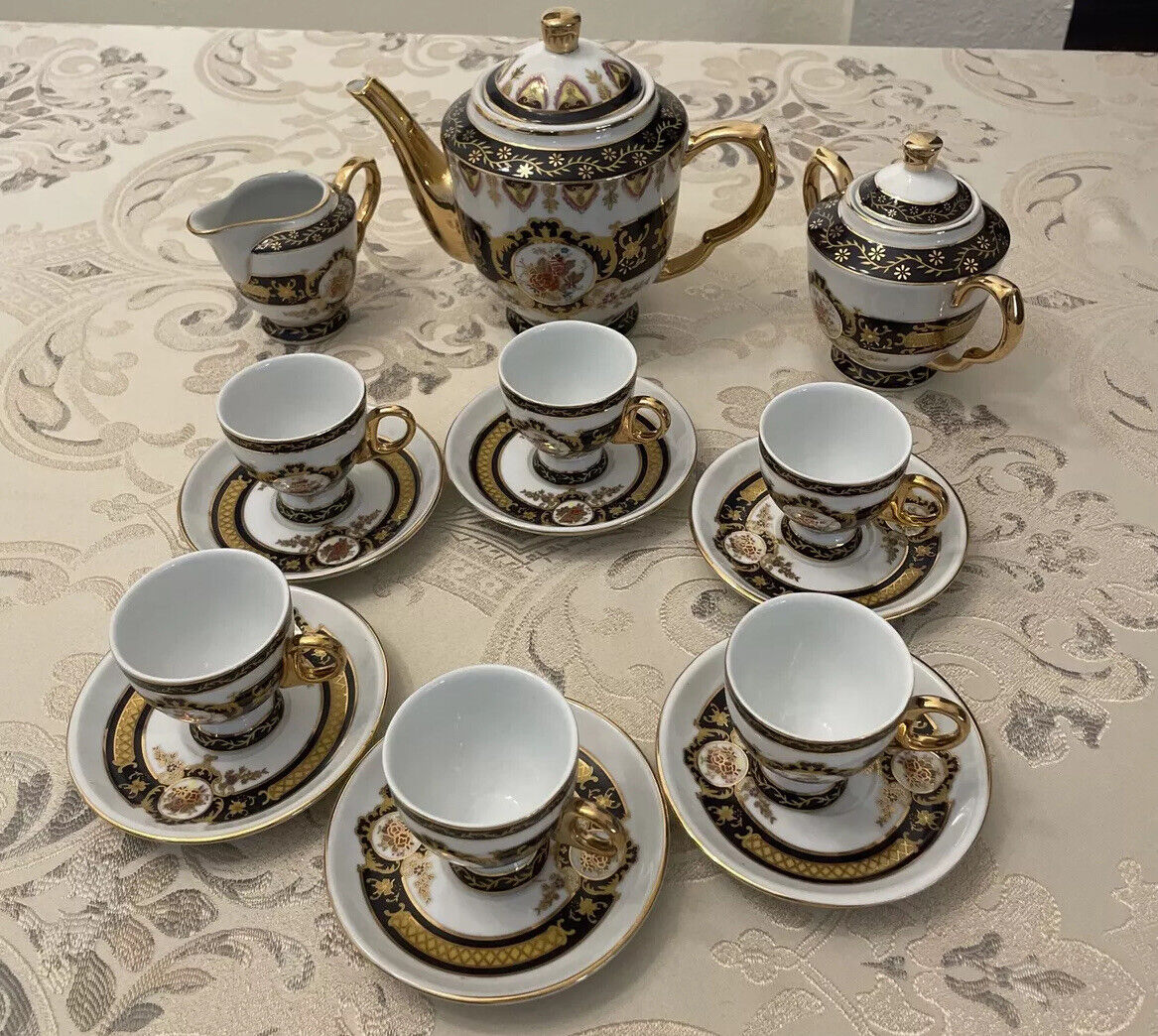 VTG Fine China Porcelain PRC complete coffee set for Decoration Purpose