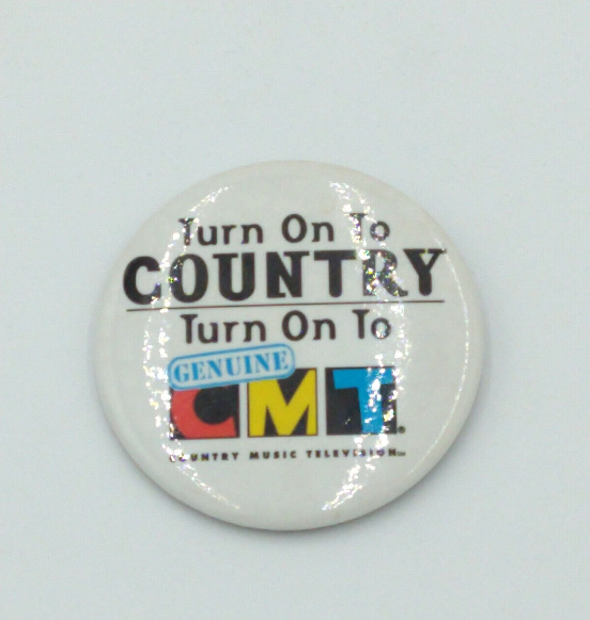 CMT COUNTRY MUSIC TELEVISION ROUND PIN BUTTON 2.5