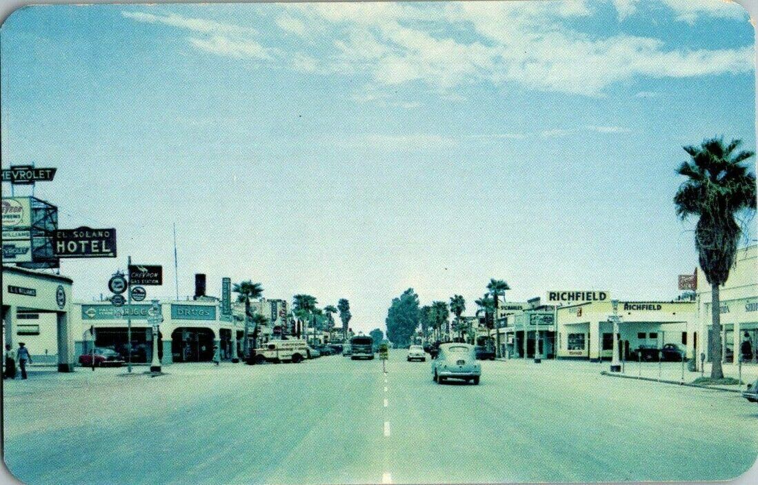 1950\'S. BLYTHE, CA. STREET VIEW. RICHFIELD SERVICE STATION. POSTCARD L19