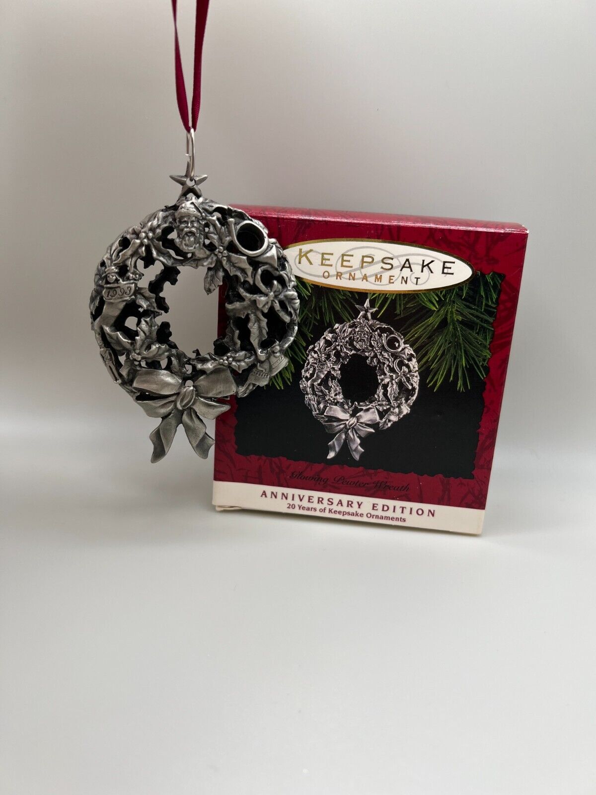 1993 Hallmark Keepsake Ornament Glowing Pewter Wreath Anniversary Edition 20th