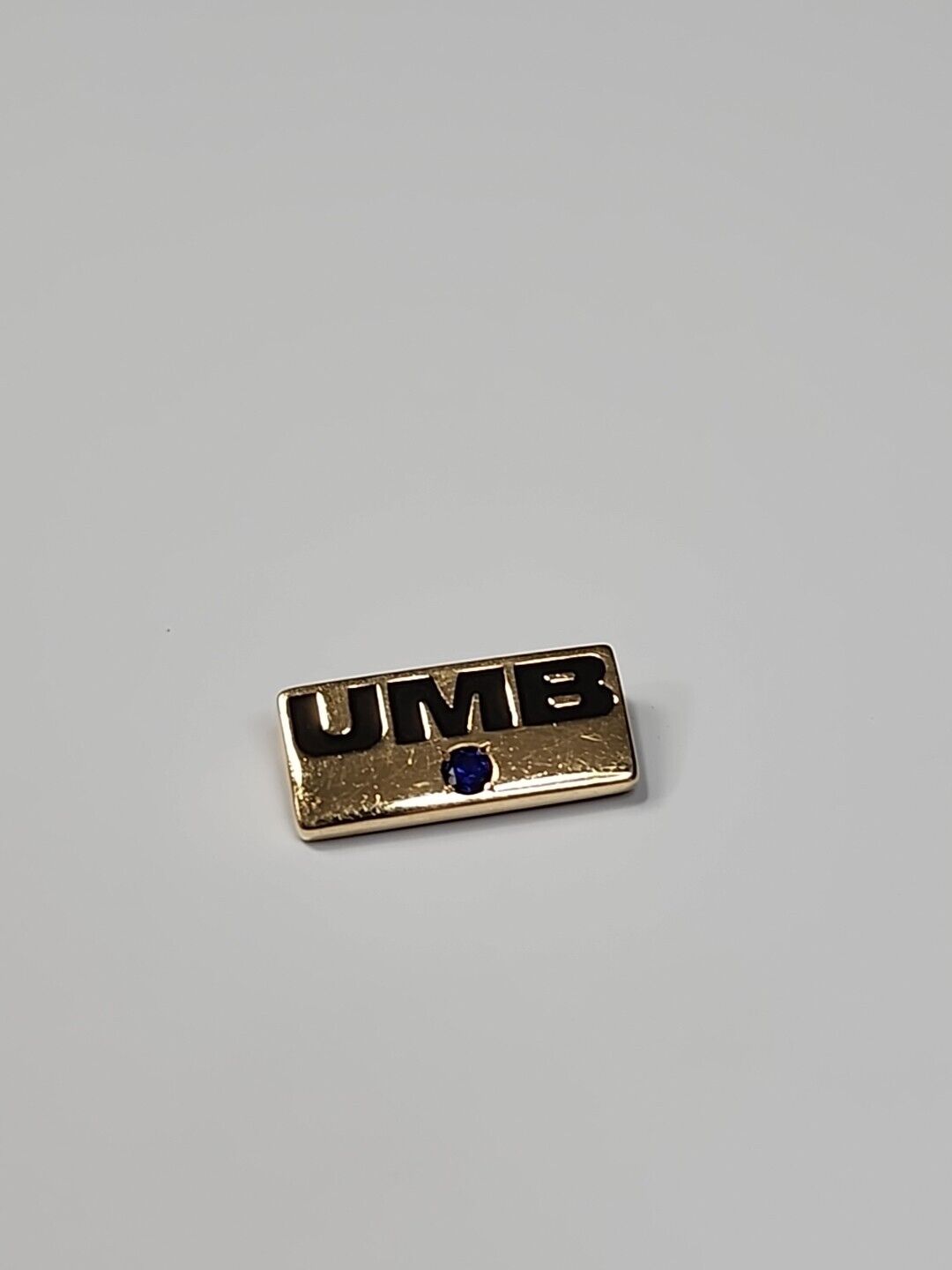 UMB Employee Service Pin Tie Tack w/ Chain & Bar 10K Gold Sapphire OC Tanner