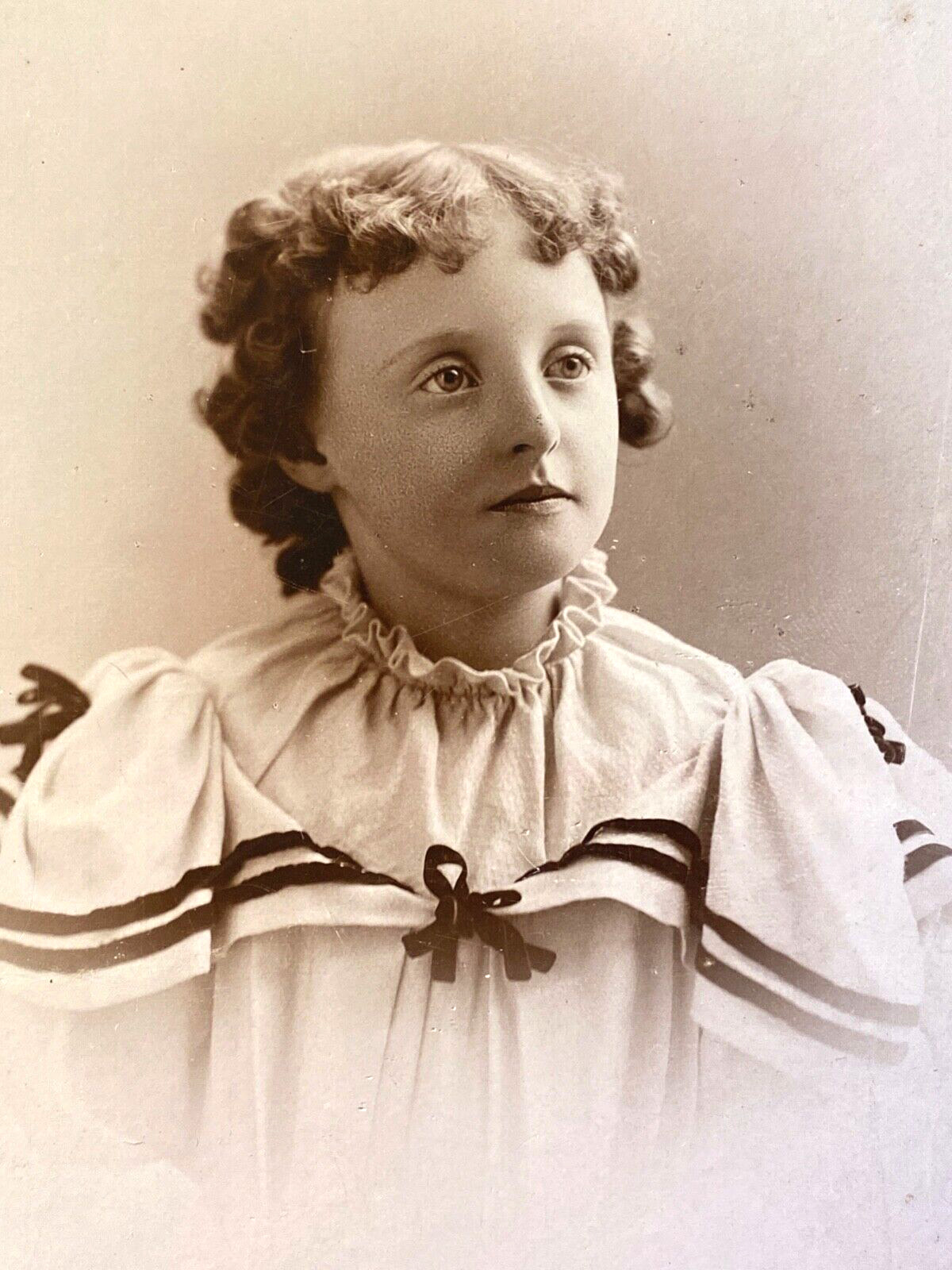 1880s SAN FRANCISCO, CALIFORNIA antique 7x9 cabinet card photograph YOUNG GIRL