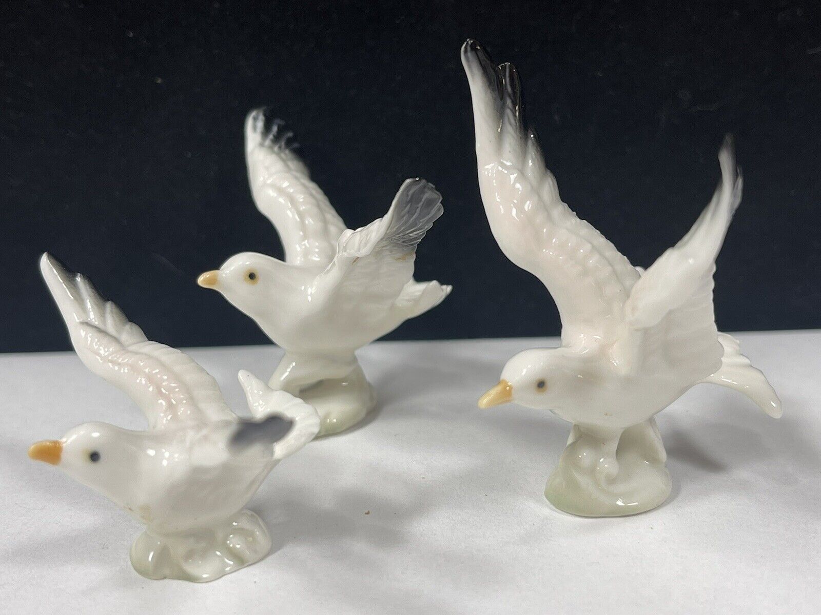 Set Of 3 VTG 197Os Smaller Porcelain Seagull Figurines Jonathan Livingston Era