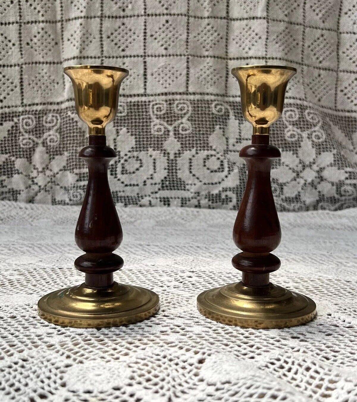 VTG Mid Century Brass & Wood Grain Ornate Deco Candlesticks Candle Holders