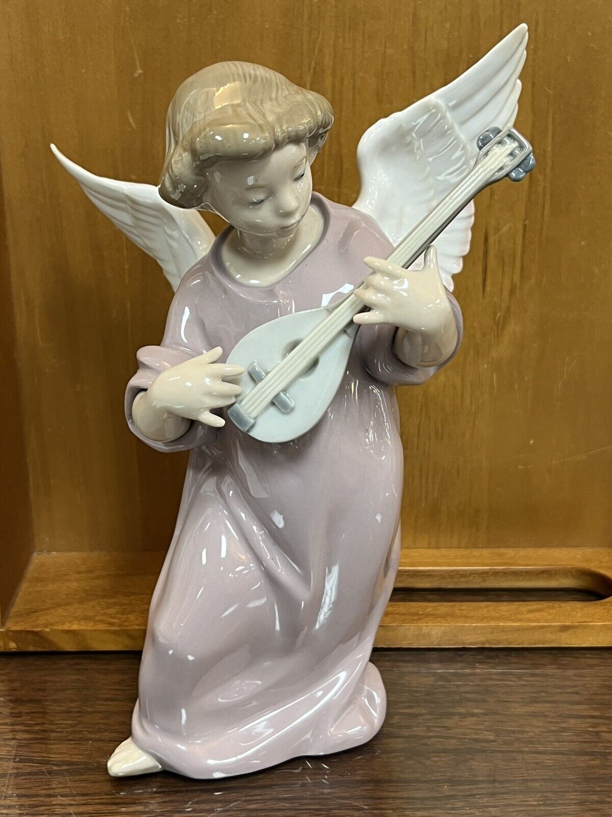 Lladro Heavenly Strings #5491 Angel Playing Mandolin