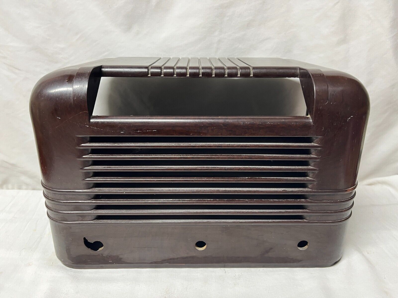 ANTIQUE VINTAGE RCA VICTOR MODEL 56X TUBE RADIO BAKELITE CABINET