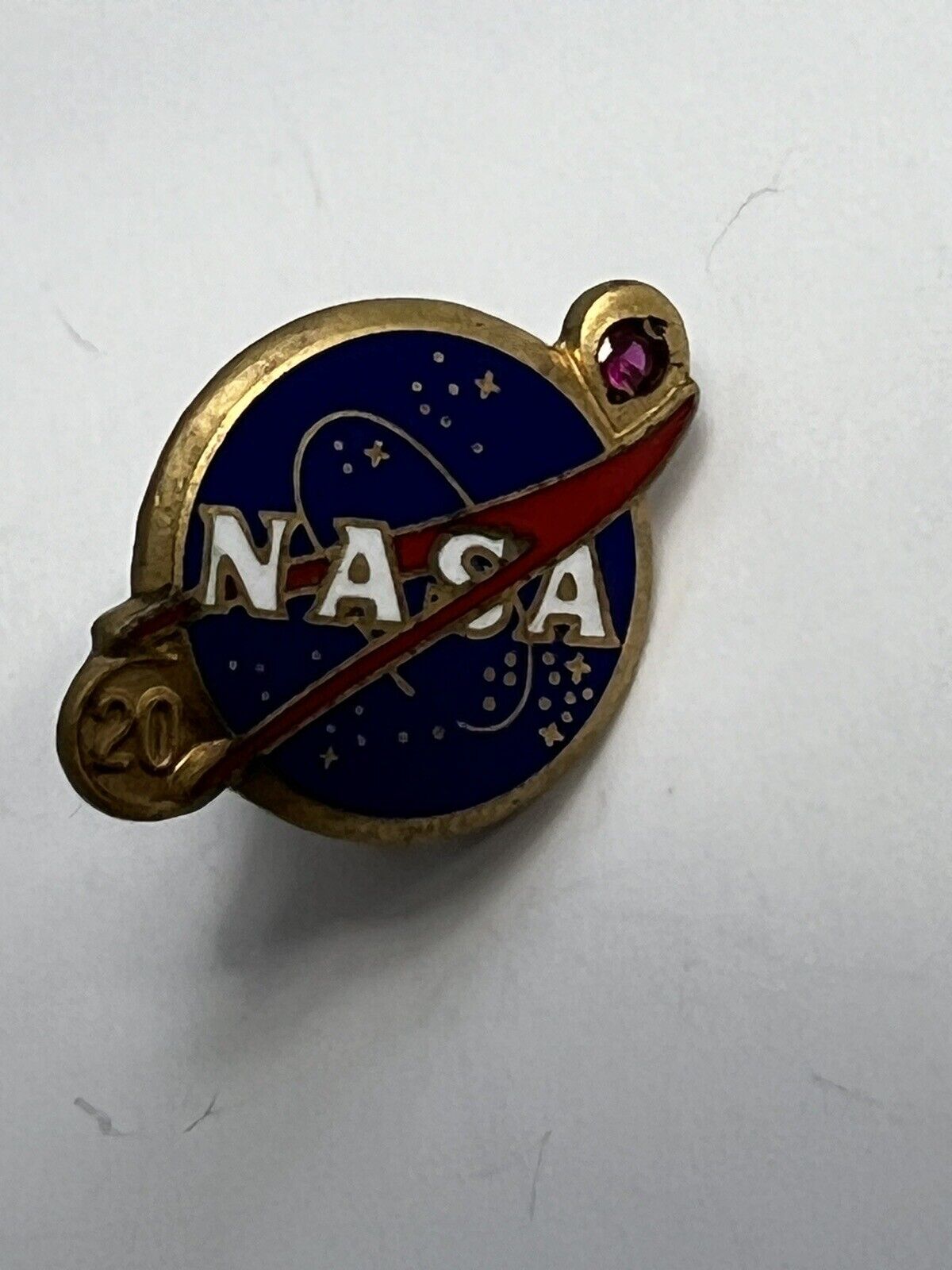 Vintage NASA 20-Year Service Pin 10k Gold with Ruby. Pre-owned.
