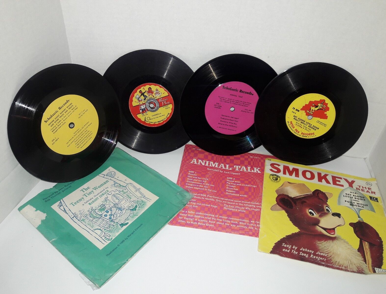 Lot of 4 Vintage Children's Records 1953 - 1972