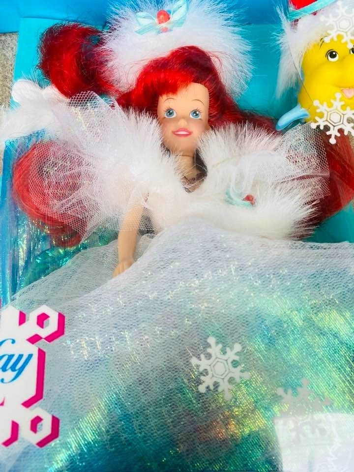 NEW BOX TYCO The Little Mermaid Holiday Ariel Doll Disney Christmas Edition