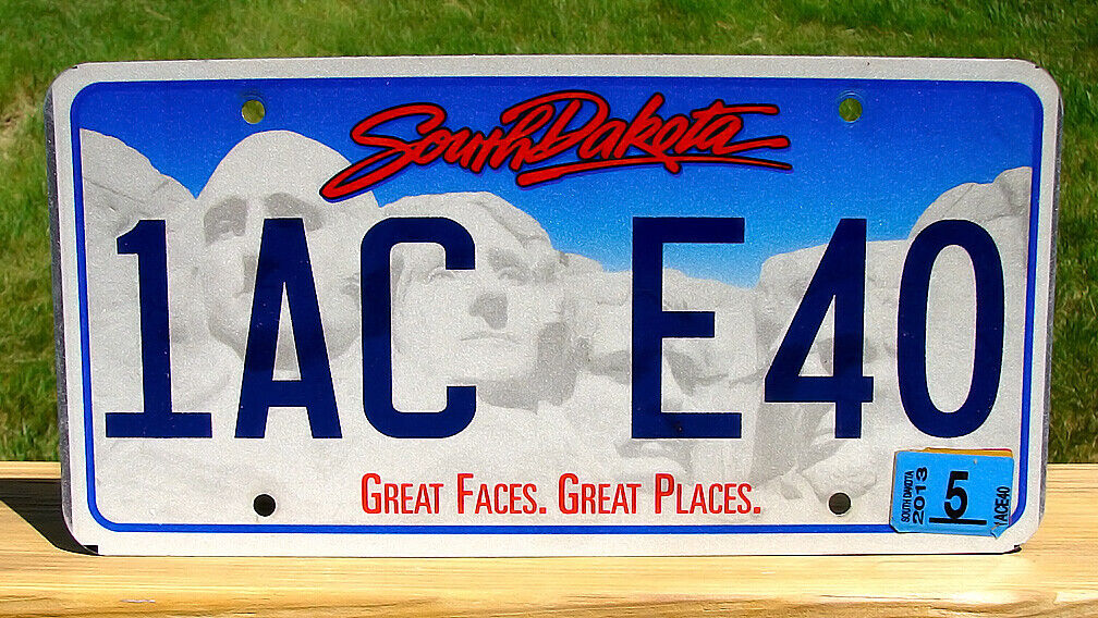 SOUTH DAKOTA License Plate MOUNT RUSHMORE GREAT FACES I (RANDOM PLATE#)
