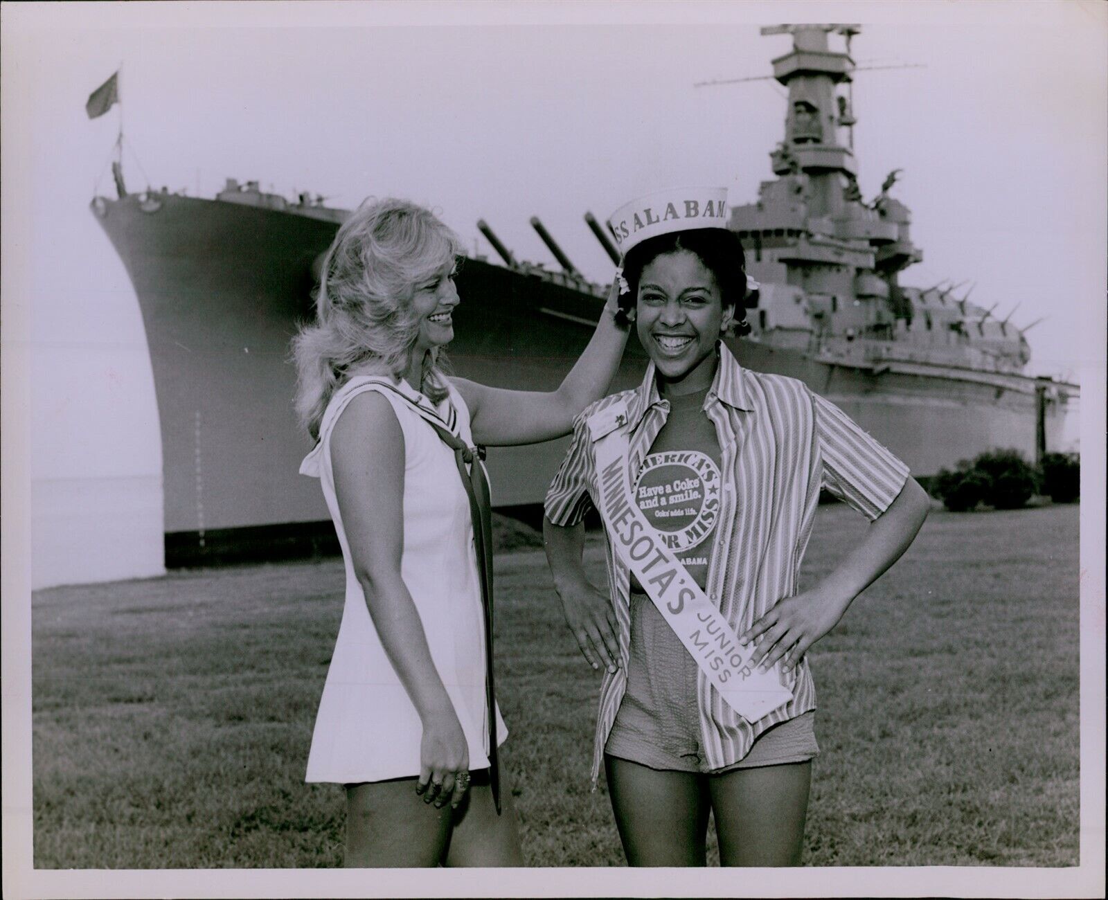 LG866 1980 Original Spottswood Photo MINNESOTA JUNIOR MISS PAGEANT USS Alabama