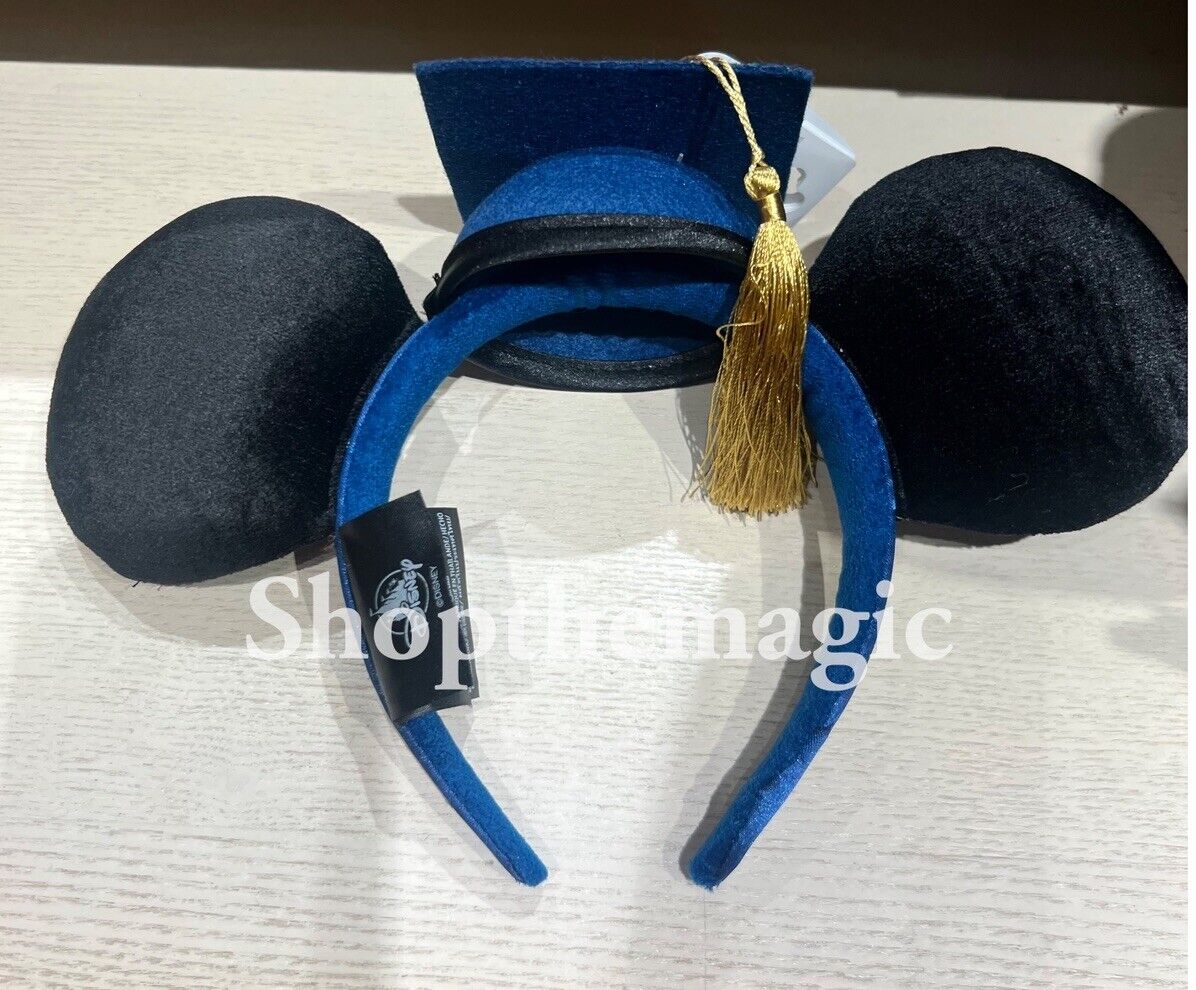 Disney Parks Class of 2024 Graduation Cap & Tassel Ears Grad Cap New With Tags