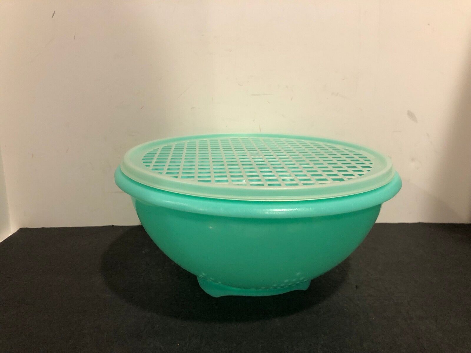 Vintage Tupperware 339 Colander Strainer Bowl With Lid Jade Green #1