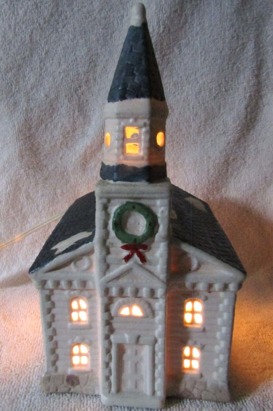 Vintage 1989 Colonial America Collection Lighted Ceramic Church.