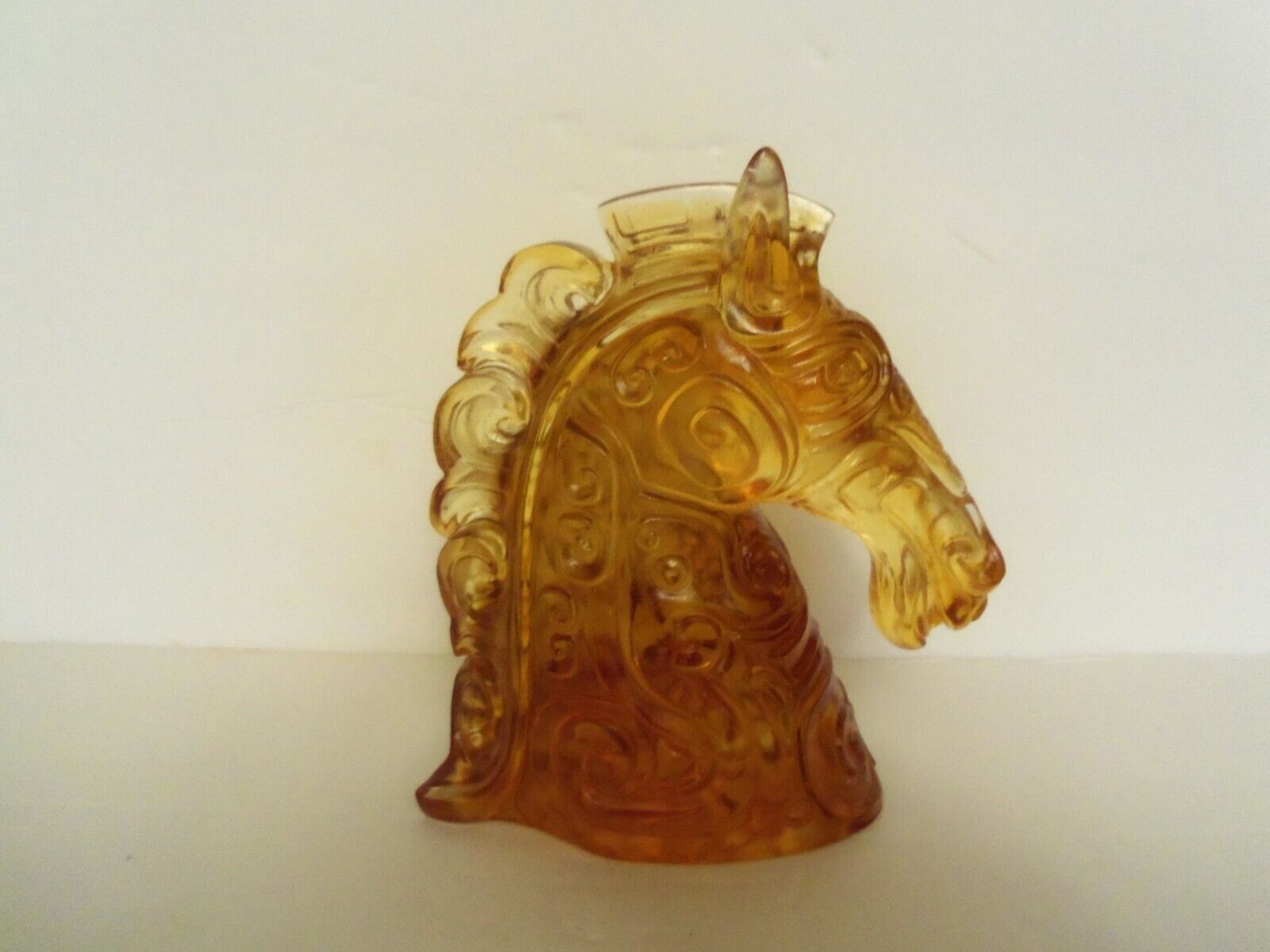 Amber Glass Ornate Horse Head Decorative Figurine Bookend 43/4