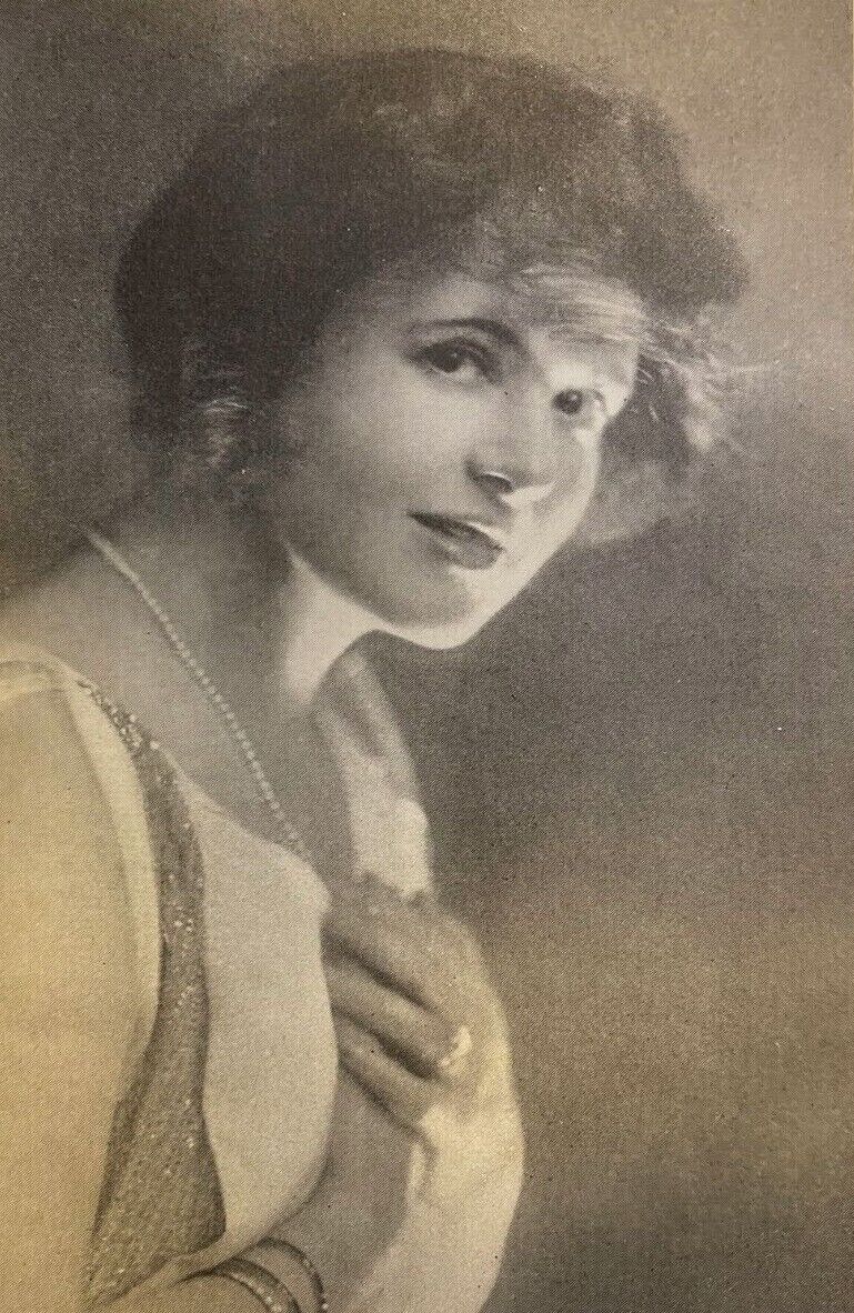1919 Vintage Magazine Illustration Actress Marguerite Clark