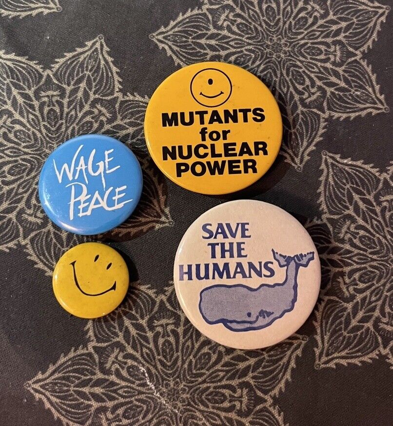Vintage Pins Smiley Face Wage Peace Save The Humans