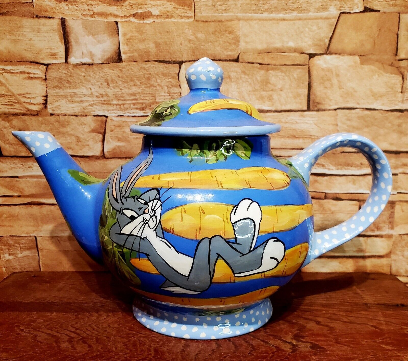 Droll Designs Bugs Bunny Teapot Warner Brothers COA 10/300 Ltd Edition