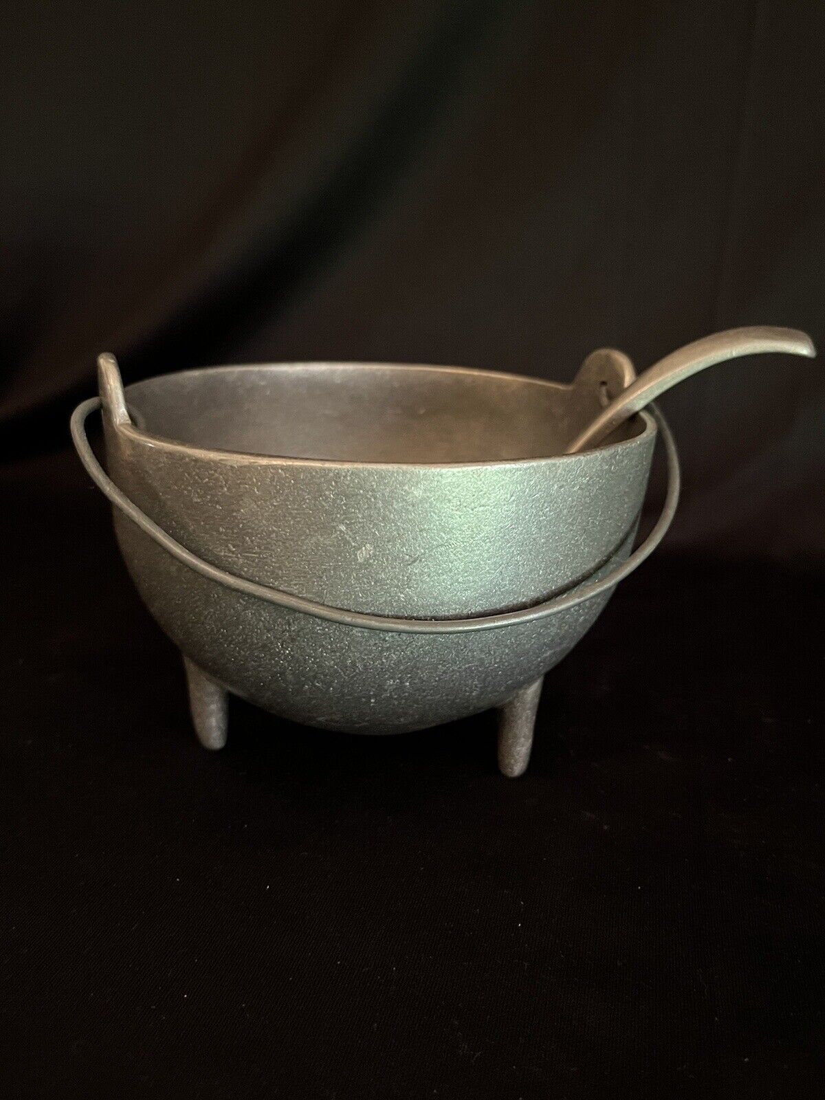 Carson Pewter Footed Bucket Bowl with Handle, Spouted Serving Spoon/Ladle