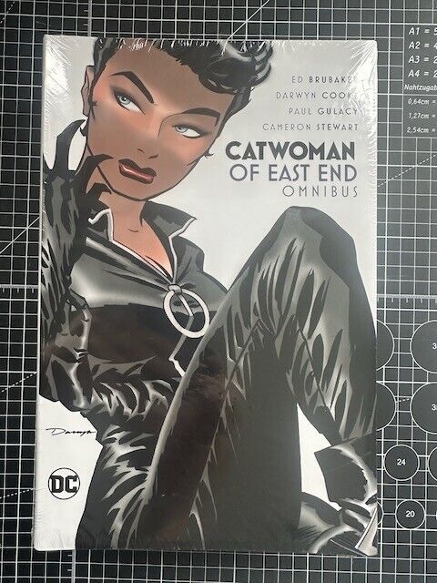 DC Catwoman Of East End Omnibus New Sealed Hardcover