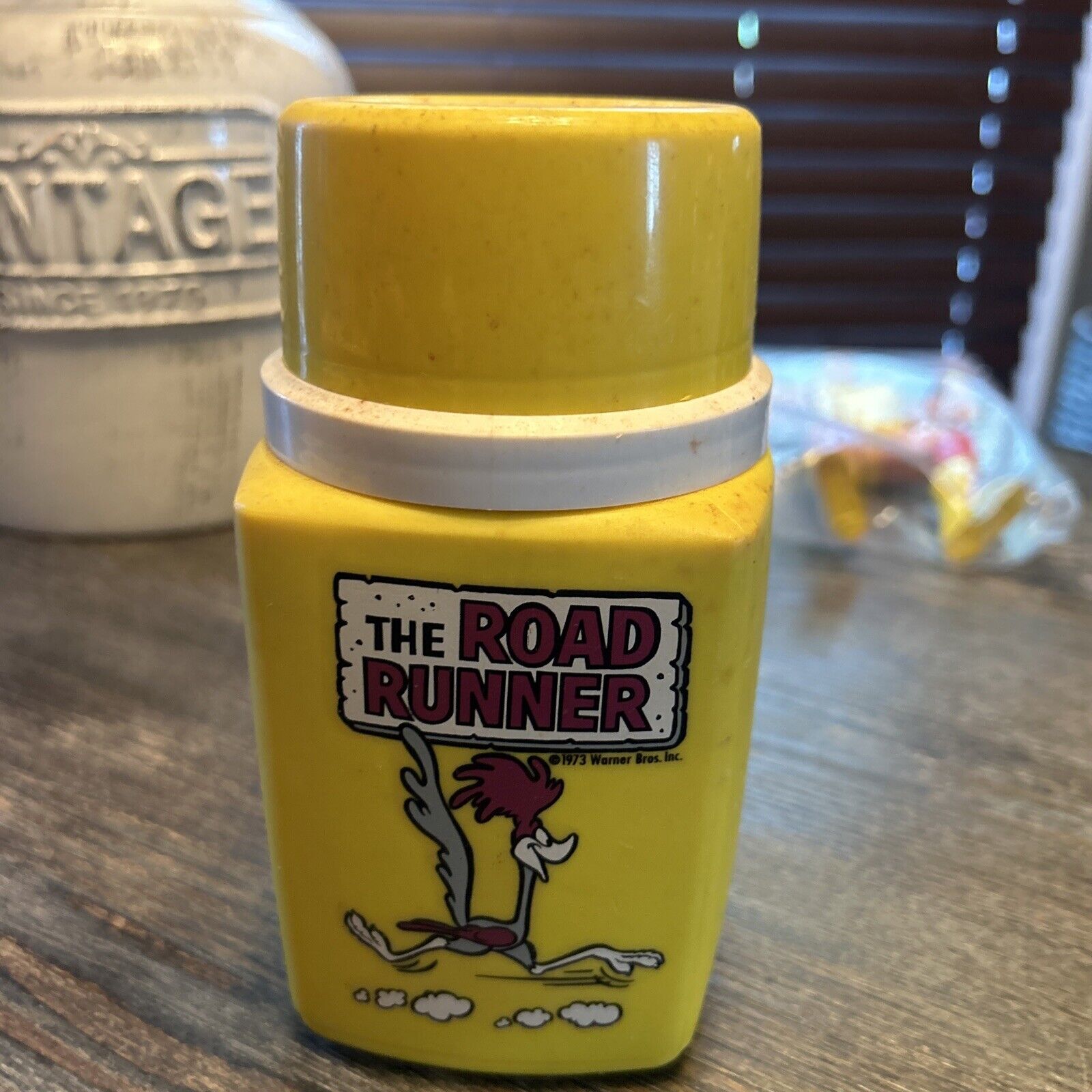Vintage - Road Runner Thermos