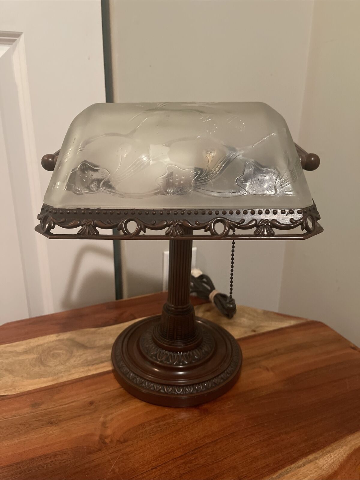 Vintage Bronze Bankers Lamp Frost Etched Glass Antique Style Desk Lamp.
