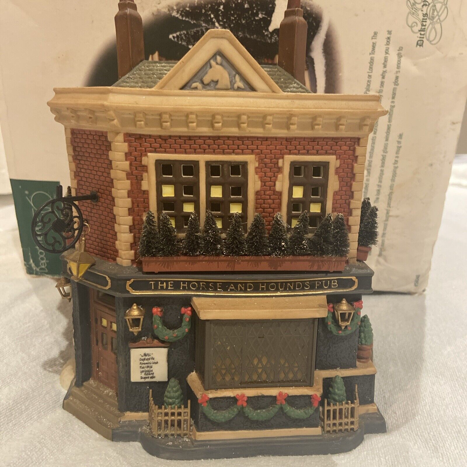 Department 56 Dickens’ Village Series The Horse And Hounds Pub #58340 With Box