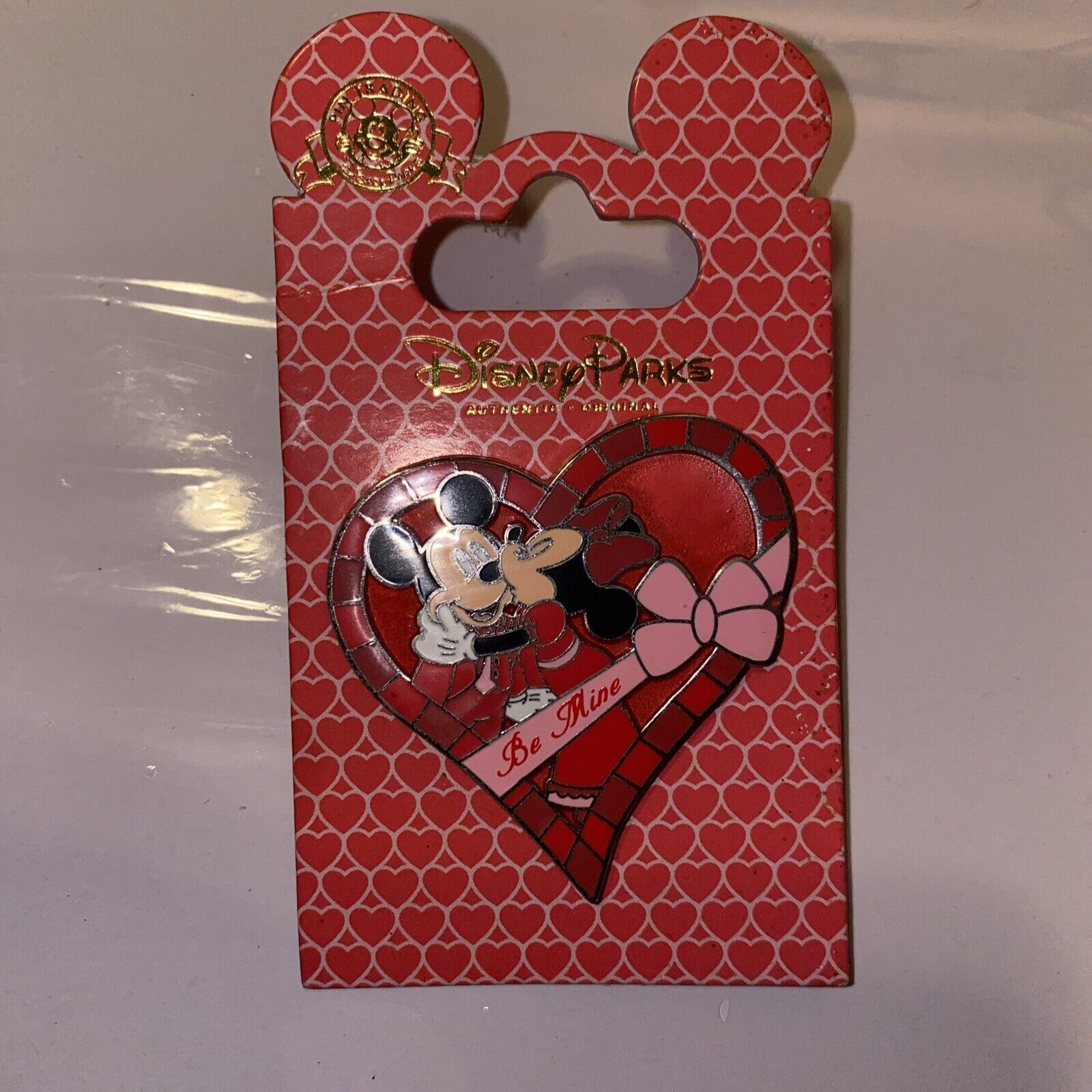 NEW Disney Pin ✿ Mickey Mouse Minnie Valentine's Day Heart Box Chocolate Be Mine