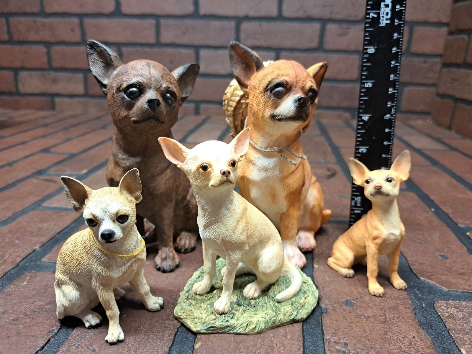 Vintage Chihuahua dog Figure Lot Of 5 Various Sizes 